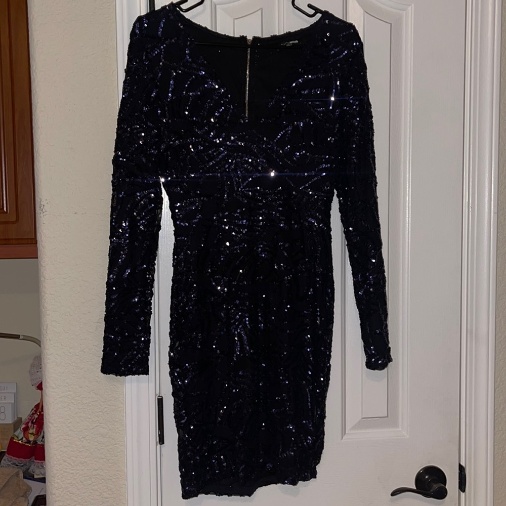 FASHION NOVA PARTY DRESS - Picture 4 of 8